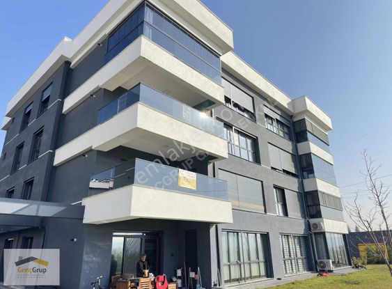 *genç Grup* Yenişehir Park Evlerinde 220 M2 4+1 Kiralık Daire