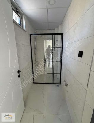 *genç Grup* Tombakzade Yakını,ara Kat,geniş Kullanışlı Şık 3+1..