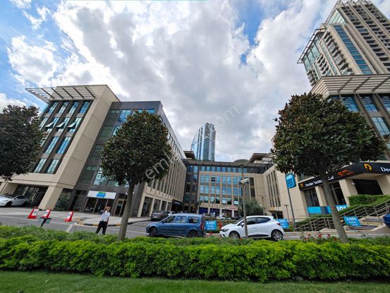 Güncel İlandır!! Eclipse Maslak Business 145 M2 2.kat Boş Ofis