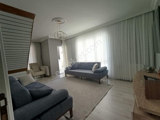 Esenyurt Akçaburgaz Mah. Masrafsız Yeni 4+1 Dublex Daire