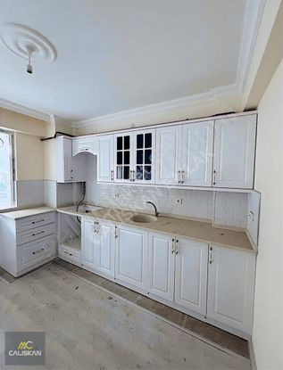 Çalışkan Emlak'tan Beybağı'nda 3+1 Satılık Daire