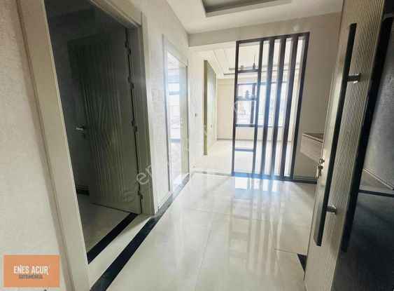 Enes Acur' Dan Alparslan Mah. 3+1 Site İçi Lüks Daire