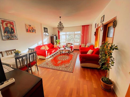 Altın Anahtardan İncirlide 3 Kat Konumunda Manzaralı G.cephe