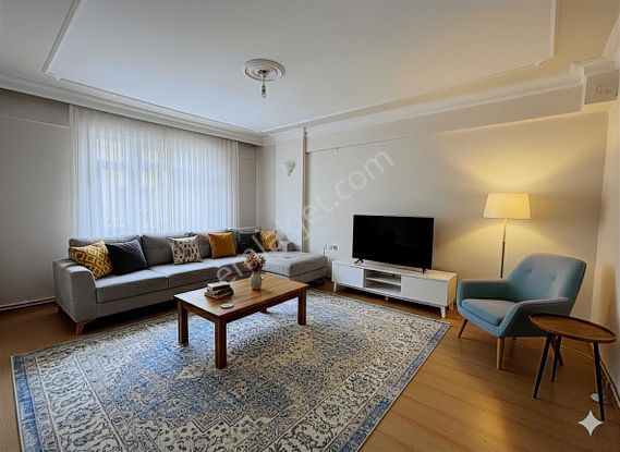 İstanbul Esenyurt İncirtepe Mah. Caddeye Yakın 2+1 Arakat