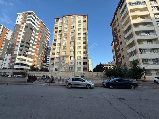 Global Emlak Ertuğrulgazi Satılık Bakımlı Meskenli 3+1 Daire