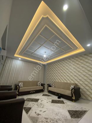 Gökkuşağı Vilları Arkasında 3+1 Satılık Daire