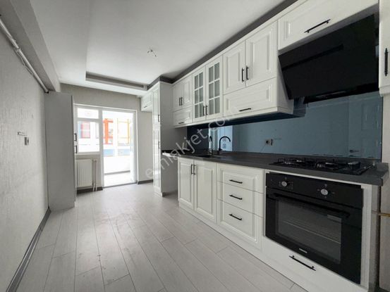 Ufuk Kılıç Emlak'tan Katta Kilerli 3+1 Güney Cephe Kaçırılmayacak Fırsat✨✨