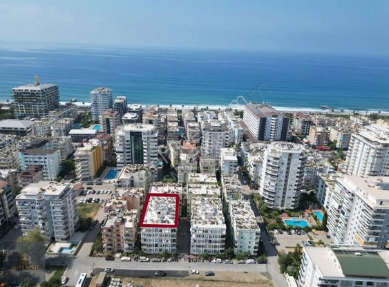 Alanya Mahmutlar Satılık 1+1 Ayrı Mutfaklı Daire.