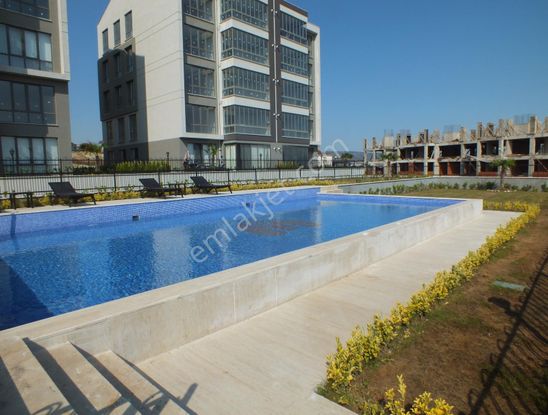 Kariyer.gm 'den Elisyum Nish'te(135 M2 3+1)satılık Lüks Daire