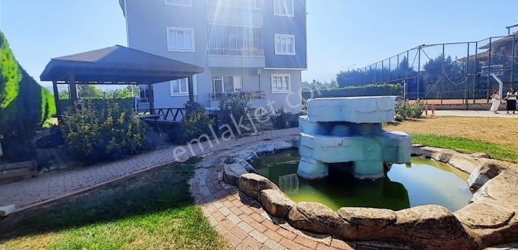 Kariyer Gm 'den Çevre Yolunda Panoroma Sitesi Satılık Dubleks
