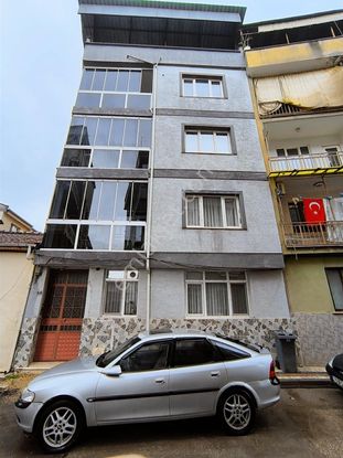 Kariyer'den İnegöl Sinanbey Mah 3+1 140 M² Kiralık Daire