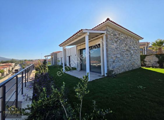 Mumcularda Satılık 3+1 Müstakil Ev