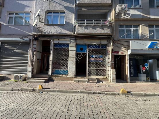 Turyap' Tan Fatih K.m.paşa Marmara Caddesinde Düz Giriş Depolu Dükkan