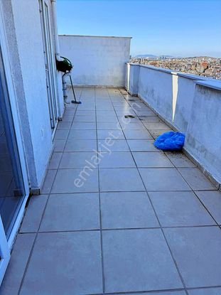 Asansörlü 6 + 1 250 Metre² İki Aileye Uygun Üst Dubleks