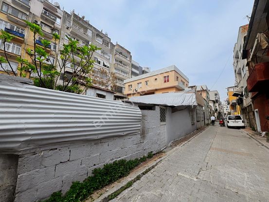 Mersin/akdeniz Çarşıda Merkezde İmarlı Arsa İçinde Müstakil Ev