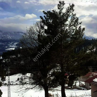 Kar Emlaktan Yenikonacık Efes Sitesi Yanında 400 M2 İmarlı İfrazlı Satılık Arsa