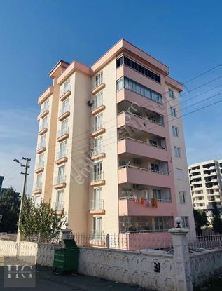 Has Gayrimenkul ' Den Satılık 3+1 Çok Geniş Kupon Ara Kat Daire