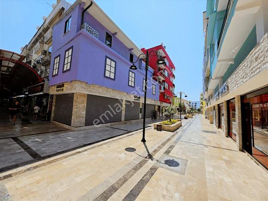 Marvera'dan Çarşı İçinde 3+1 Full Eşyalı Ara Kat Geniş Daire