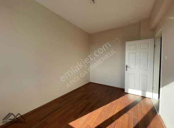 Uluönder'de Manzaralı Mükemmel Konumda 2+1 Geniş Kiralık Daire