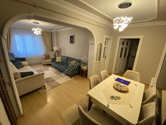 Yunuselide 3 Katlı 3 Daireli Müstakil Satılık Komple Bina