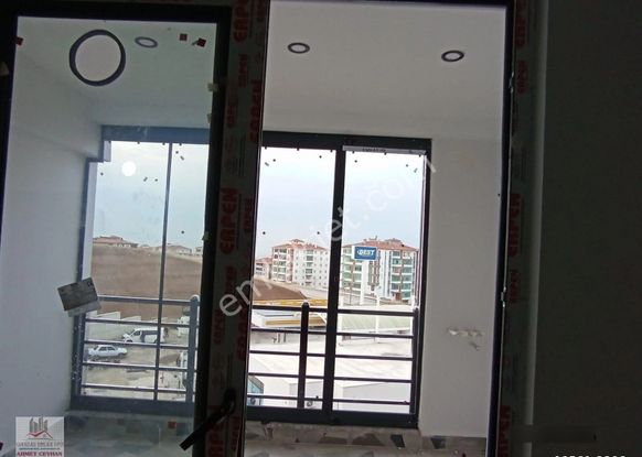 Arkadaş Emlaktan Best Benzinlik Civarında 3+1 1.kat Satılık Daire 3.900.000tl