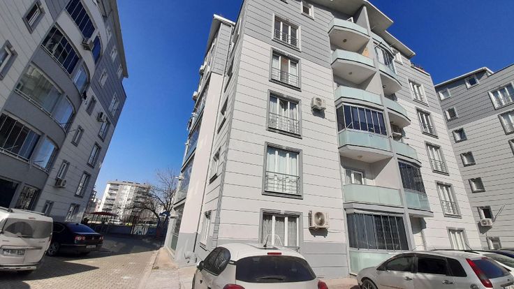 Rt Safirden Millet Mh. Kiralık 2+1 Daire1