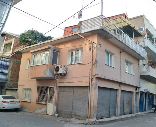 İzmir Bornova Yıldırım Beyazıt Caddesi 4 Kata İmarlı Müstak.bina