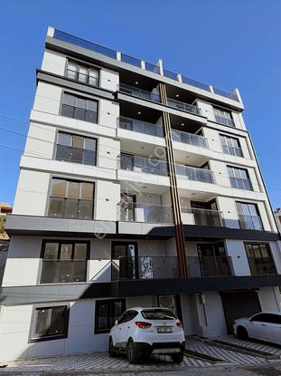 Gebze Barış Mah Asansörlü Sıfır Lüks 3+1 Satılık Arakat Daire