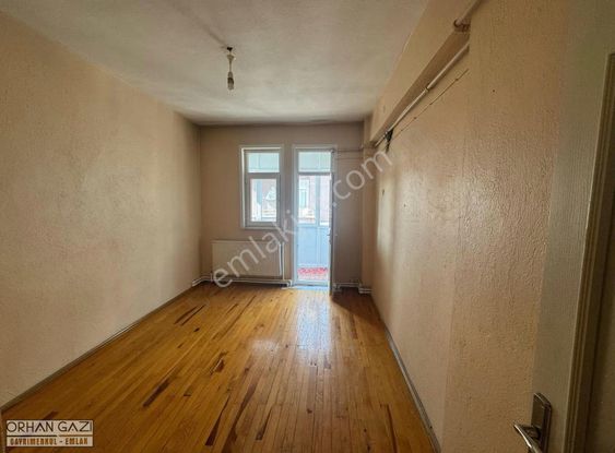 Orhan Gazi'den Selçuklu Mehmet Akif Mh. Asansörlü Fırsat Daire!.