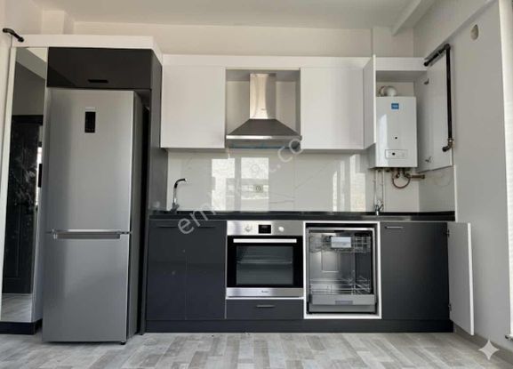 İncek'in En Hızlı Değerlenen Bölgesinde !!! Fırsat !!! 1+1 Daire