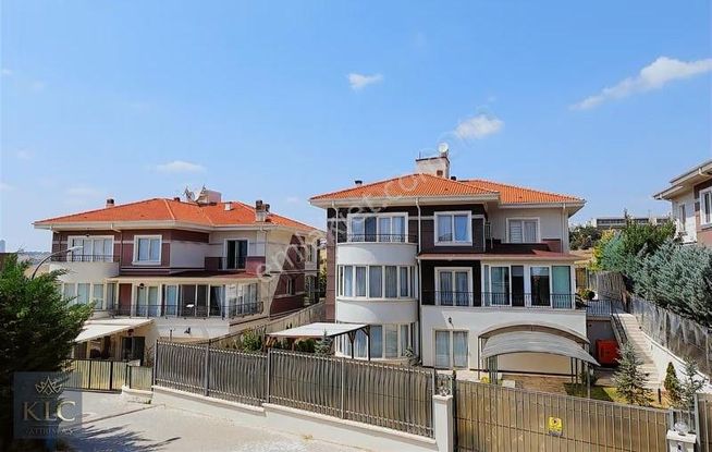 Klc 'den Gökkuşağı Konutlarında Natamam Fırsat 8+2 Villa