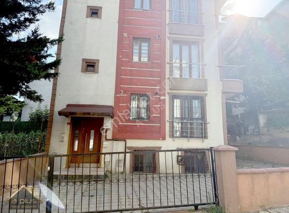 Dudullu Necip Fazıl Mah. 1+1 Kısmi Eşyalı Kiralık Daire