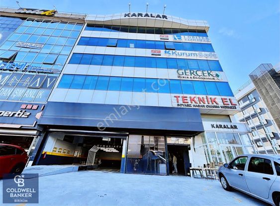 Maltepenin En İşlek Noktasında Devren Oto Ekspertiz Fırsatı