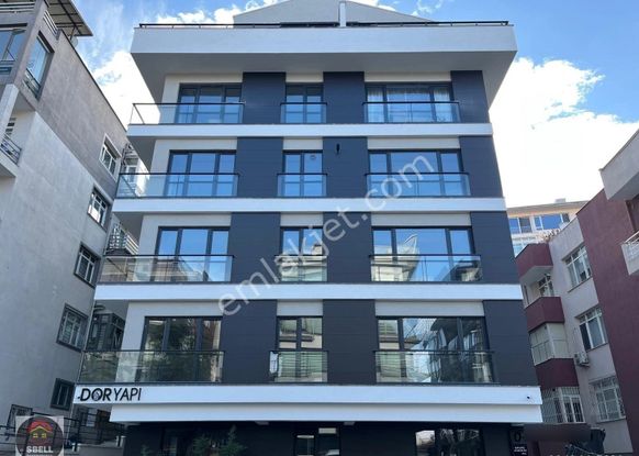 Sbell'den Cinnah Caddesi Ve Atakule Yakını Sıfır Binada Ara Katta 1+1