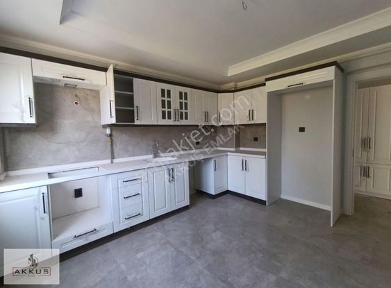 Akkuş Emlak'tan Satılık 2+1