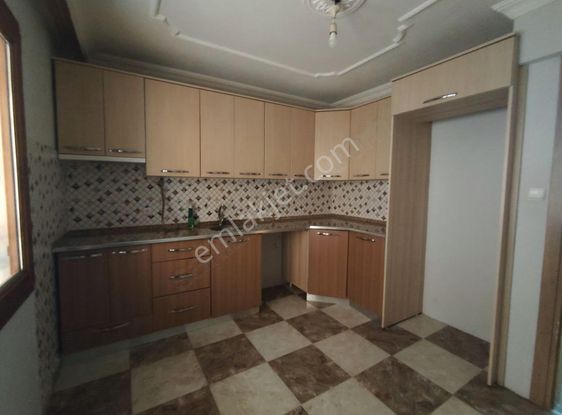 Muradiye 23 Nisan Parkı Yakını 3+1 Geniş Ve Ferah Kiralık Daire