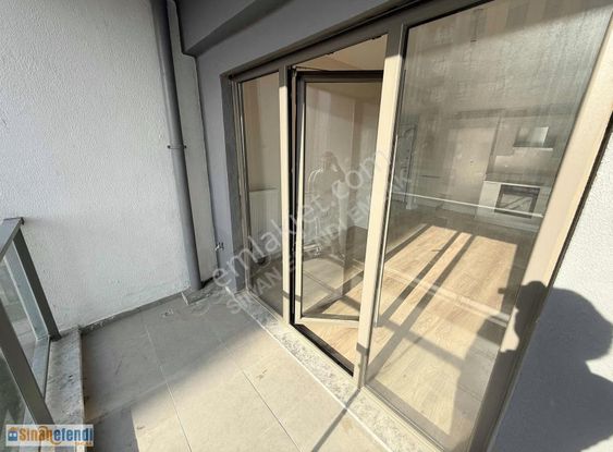 Sinanefendi' Eml'den Suryapı'da Manzaralı Kiralık 2+1 Daire