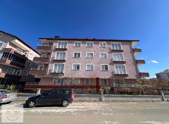 Sinanoğlu'dan H.ilyas'ta Kiralık Site İçerisinde Geniş Daire