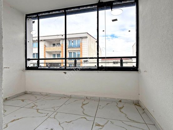 Balıkyolu'nda Sıfır Binada Asansörlü 2+1 Krediye Uygun Ara Kat !