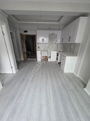 Bahçelievler Savaştepe Cadde Yakını 1+1 Lüks Daire