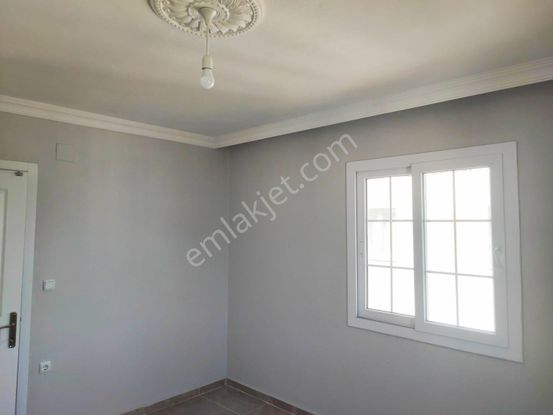 Kar Emlaktan Yenikonacık Yapıtaş Sitesi Üzerinde Satılık 4+1 Dubleks Villa