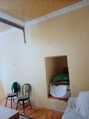 Tavlusun ' Da Bahçeli Bağ Evi