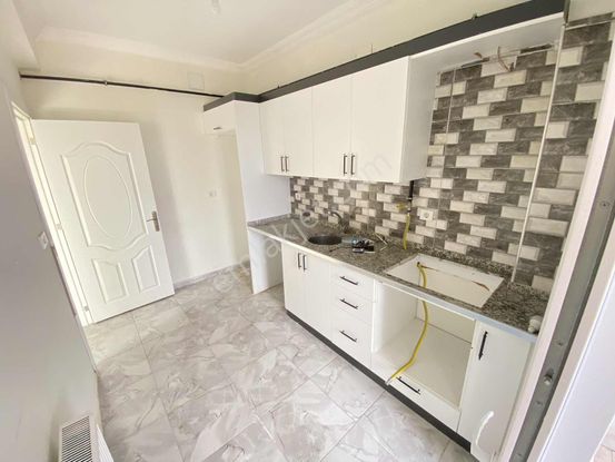 Çetin Gayrimenkulden Dulkadiroğlu Belediyei Sağtarafı Satlık 2+1