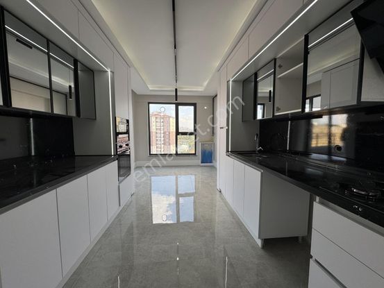 Çiftçioğullarından▃kapalı Otoparklı G.odalı Lüx Yapılı Geniş 4+1