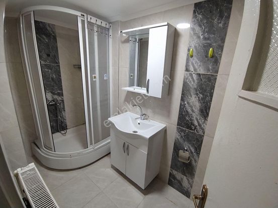 Taner'den Sokullu'da 2+1 Giriş Kat 15.000 Tl Kiracılı Arakat