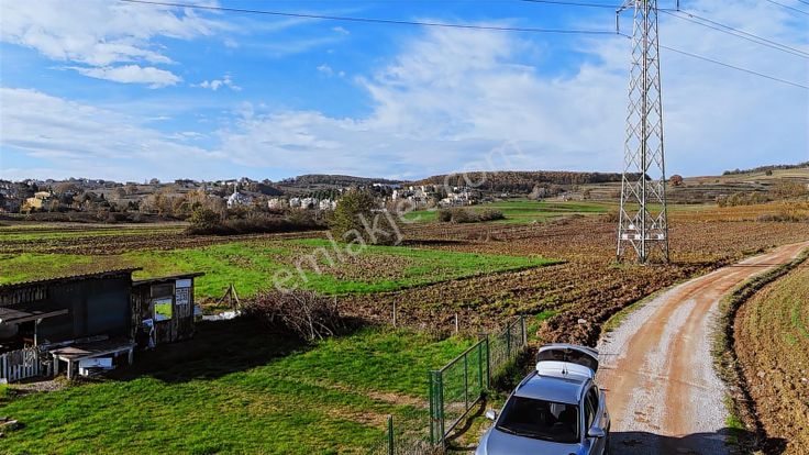 Adapazarı Camili'de 657 M² Düz Arazi