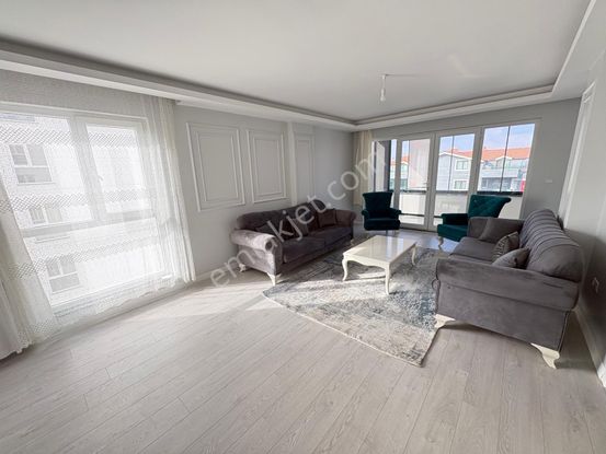 Kayapa'da Havuzlu Eşyalı Aile Sitesi 3+1 Dubleks Kiralık Daire