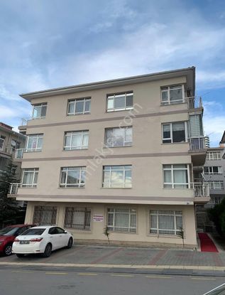 Hoşdere Reşat Nuri Caddesi'nde 3+1 Satılık Daire