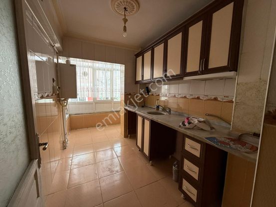 Uyanış Mahallesi'nde Dudluk Metro Yakını 3+1 Daire!