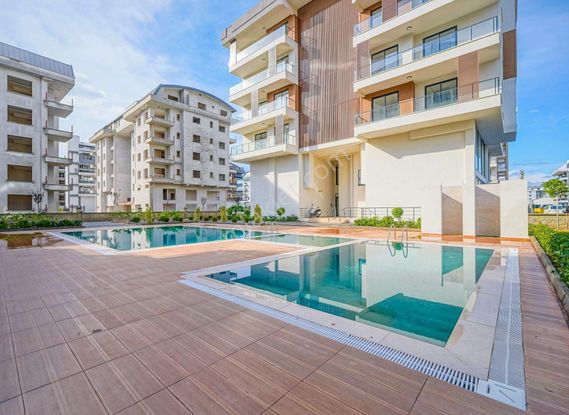 Alanya / Kargıcak Denize 350 Metre Havuz Manzaralı 1+1 Daire